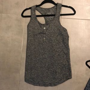 Like new oiselle tank